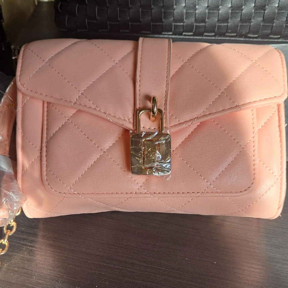 Bebe Elegant Pink Quilted Women's Crossbody Bag NWT Retail $89